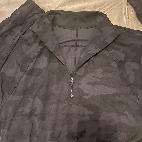 Lululemon black cropped zip up oversized shirt - Picture 3 of 5